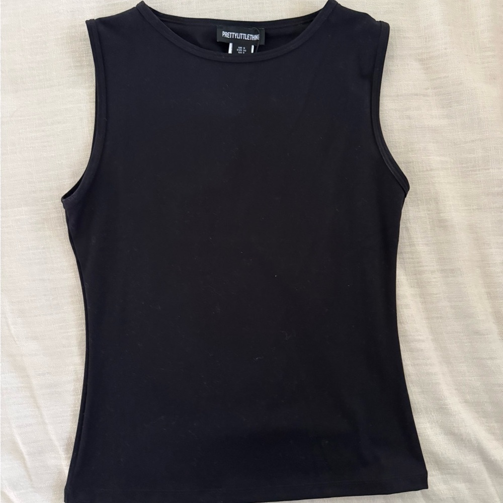 PrettyLittleThing Classic Black Tank Top